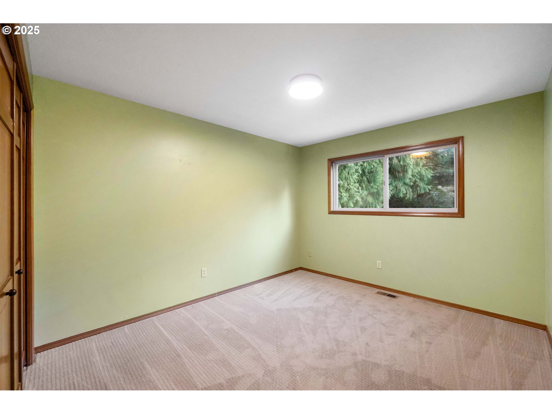 6020 Southwest Florida Street Portland, OR 97219 - Photo 21 of 46 Gallery Image 21