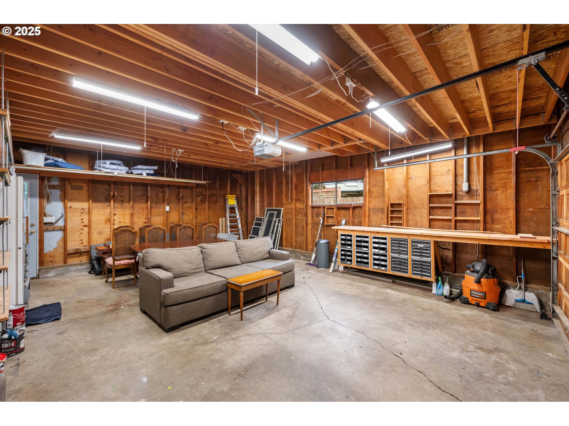 6020 Southwest Florida Street Portland, OR 97219 - Photo 30 of 46 Gallery Image 30