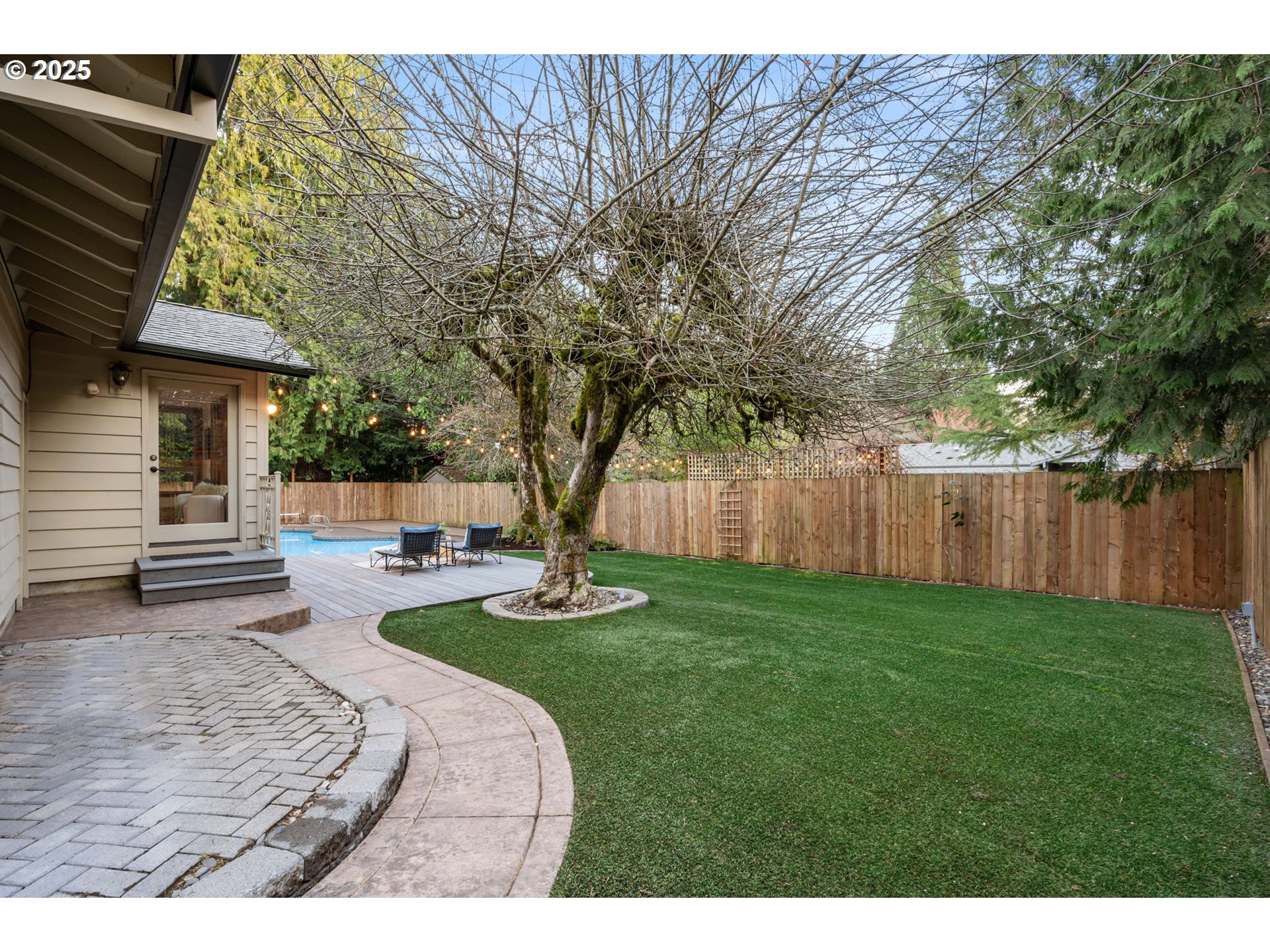 6020 Southwest Florida Street Portland, OR 97219 - Photo 38 of 46 Gallery Image 38