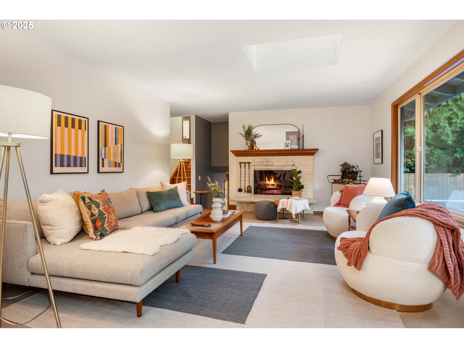 6020 Southwest Florida Street Portland, OR 97219 - Photo 7 of 46 Gallery Image 7