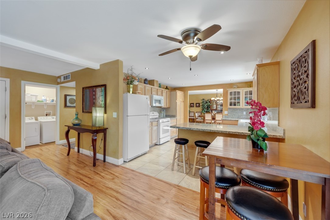 3225 Mountain Spring Road Las Vegas, NV 89146 - Photo 15 of 36