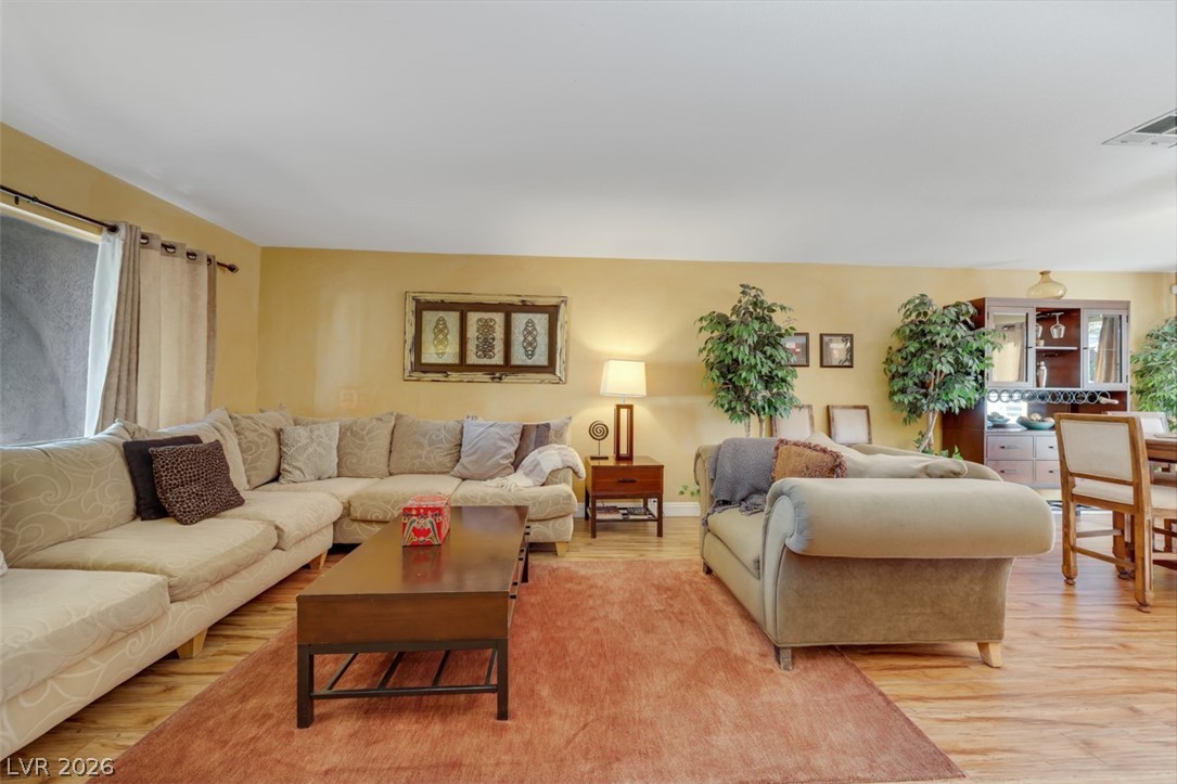 3225 Mountain Spring Road Las Vegas, NV 89146 - Photo 5 of 36