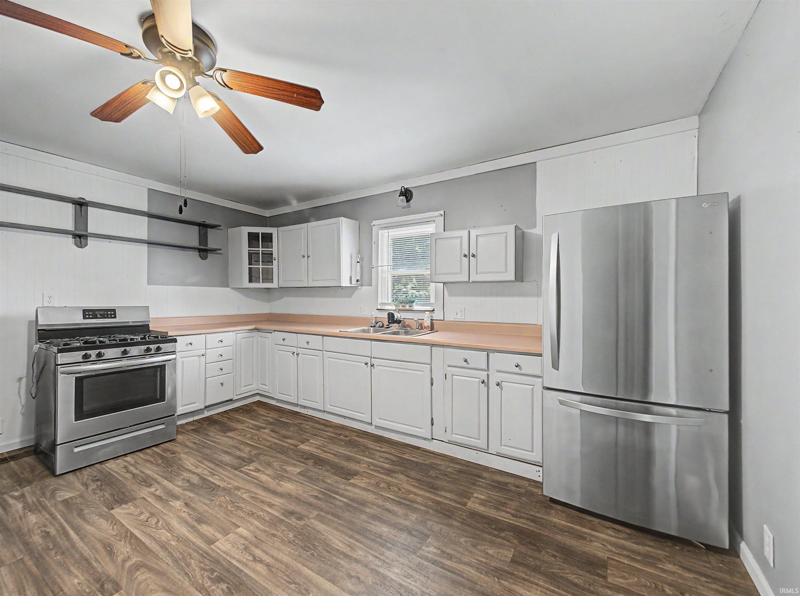 1206 East Walnut Street Washington, IN 47501 - Photo 12 of 36