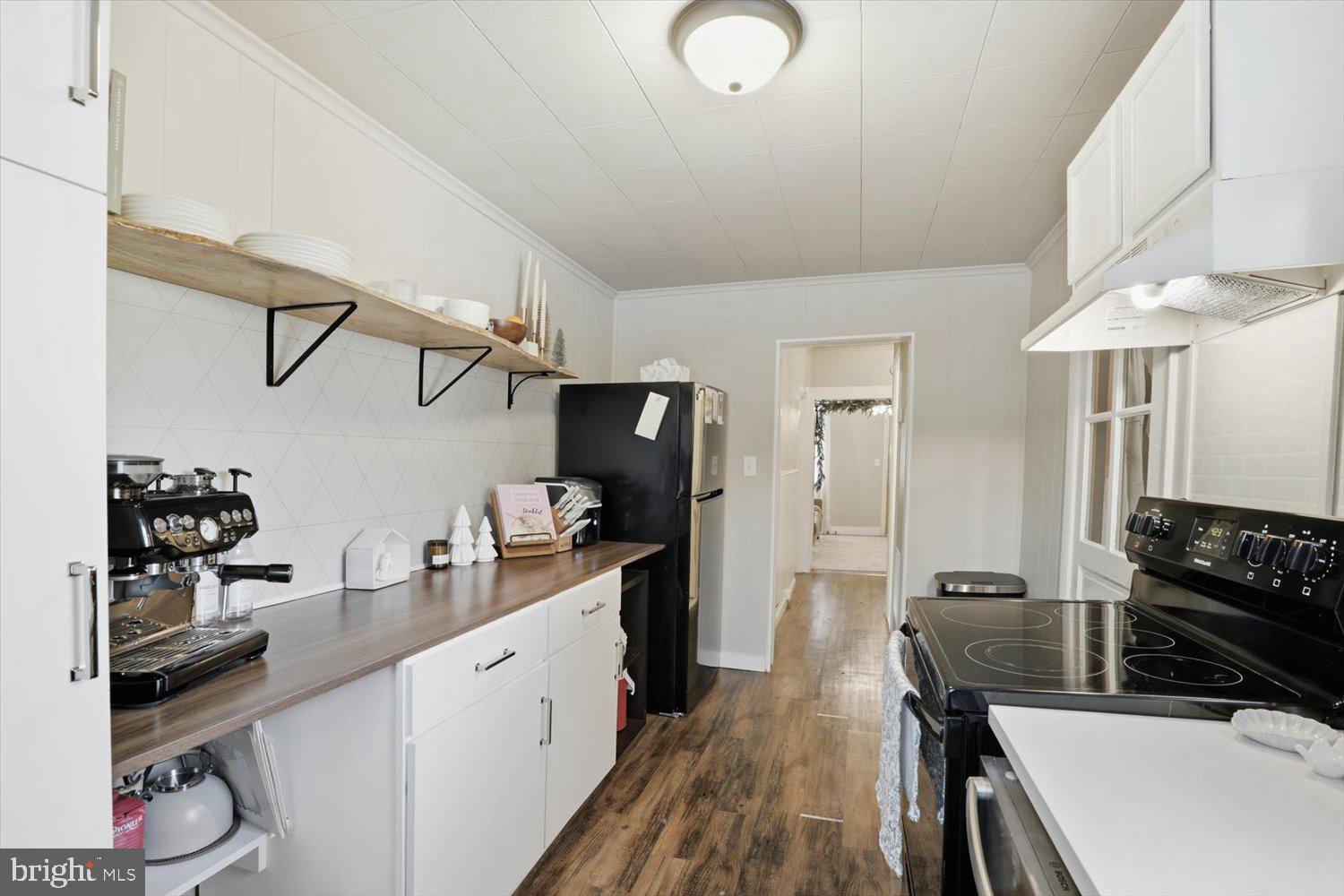 33 East Main Street Adamstown, PA 19501 - Photo 13 of 26