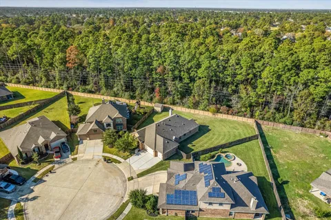 $349,999 | 18130 Millau Viaduct Way, Houston, TX 77044