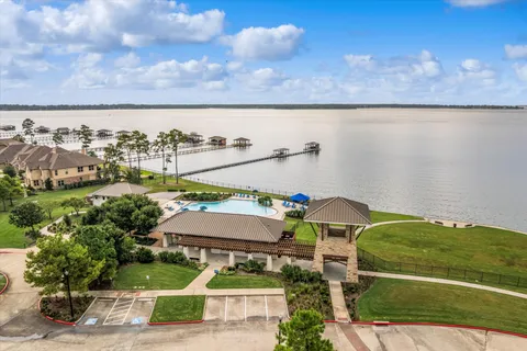 $349,999 | 18130 Millau Viaduct Way, Houston, TX 77044