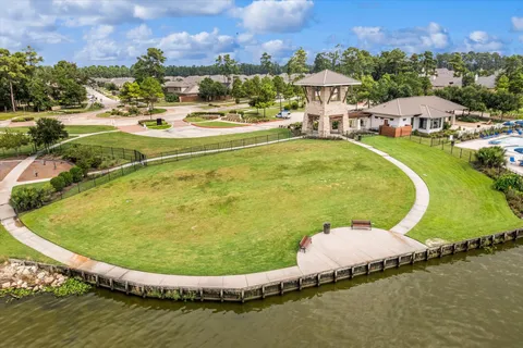 $349,999 | 18130 Millau Viaduct Way, Houston, TX 77044