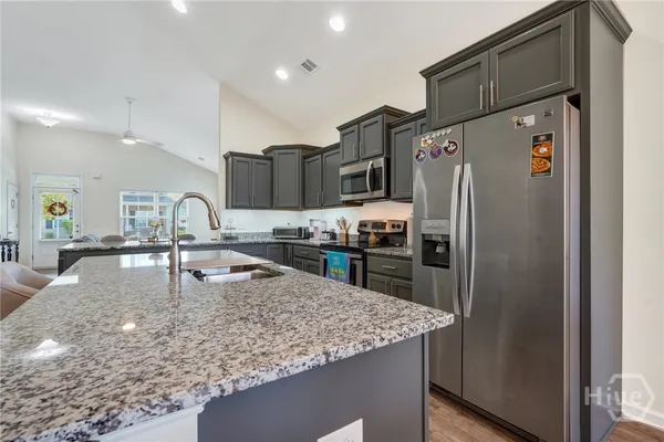 $2,400 | 314 Crabapple Circle, Port Wentworth, GA 31407
