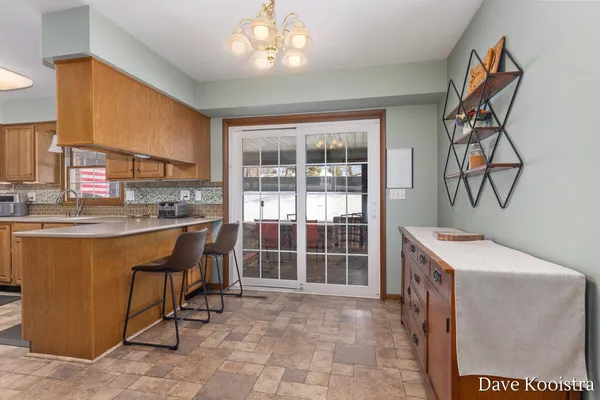 $394,900 | 907 North Glenwood Street, Hastings, MI 49058