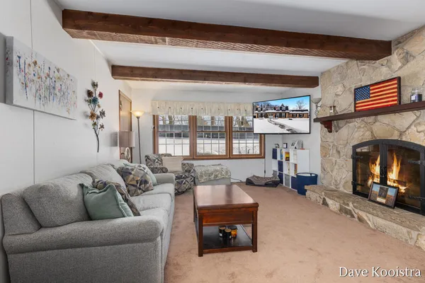 $394,900 | 907 North Glenwood Street, Hastings, MI 49058