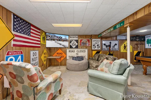 $394,900 | 907 North Glenwood Street, Hastings, MI 49058