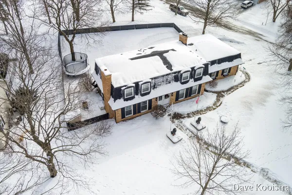 $394,900 | 907 North Glenwood Street, Hastings, MI 49058