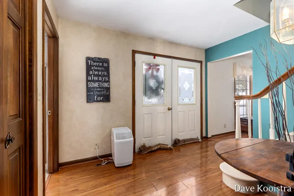 $394,900 | 907 North Glenwood Street, Hastings, MI 49058