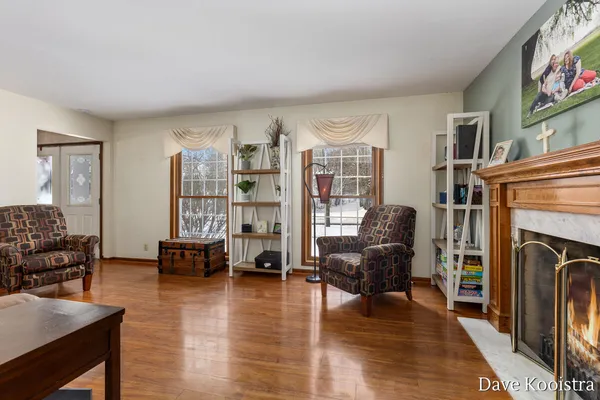 $394,900 | 907 North Glenwood Street, Hastings, MI 49058