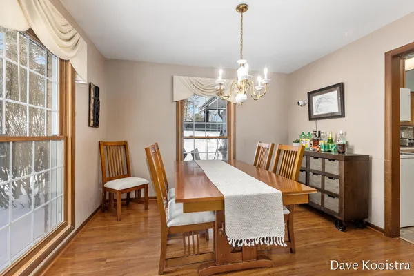 $394,900 | 907 North Glenwood Street, Hastings, MI 49058