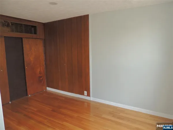 $2,950 | 54 North 5th Street, Unit 2, Newark, NJ 07107