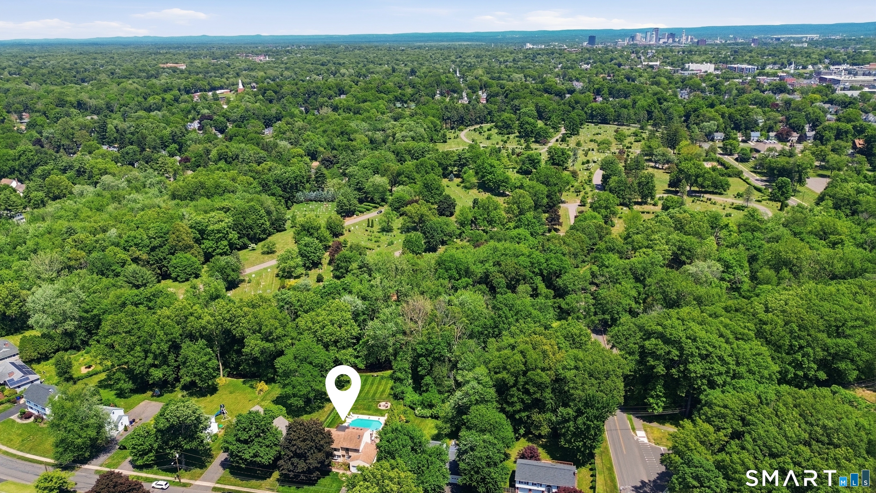 36 Willowbrook Road West Hartford, CT 06107 - Photo 35 of 38