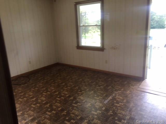 496 McClain Road Hiddenite, NC 28636 - Photo 6 of 13 Gallery Image 6
