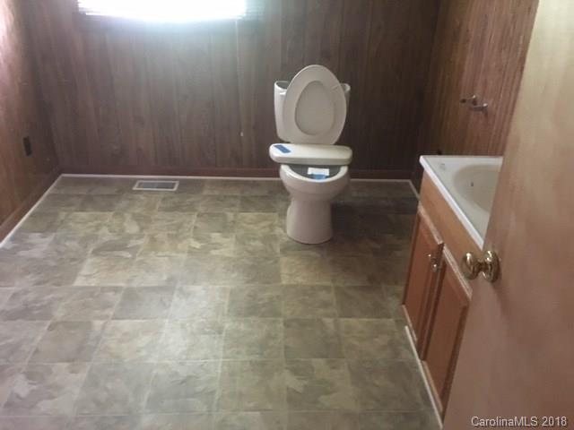 496 McClain Road Hiddenite, NC 28636 - Photo 10 of 13 Gallery Image 10