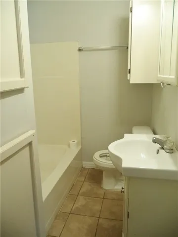 $799 | 1310 West Broadway Avenue, Seadrift, TX 77983