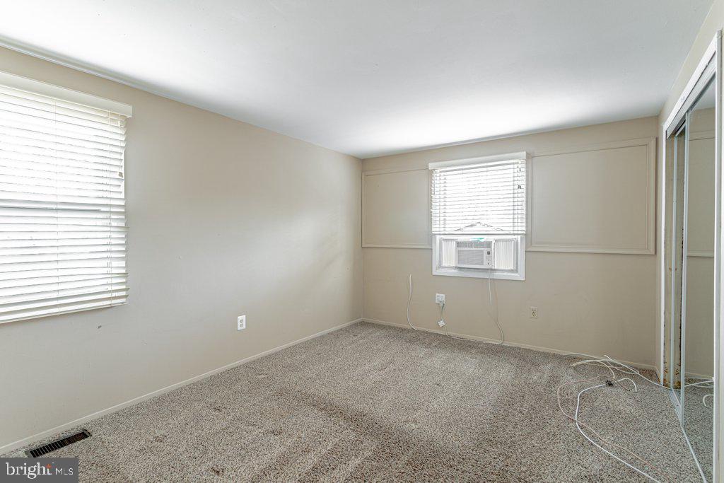 465 Charleston Road Willingboro, NJ 08046 - Photo 22 of 31