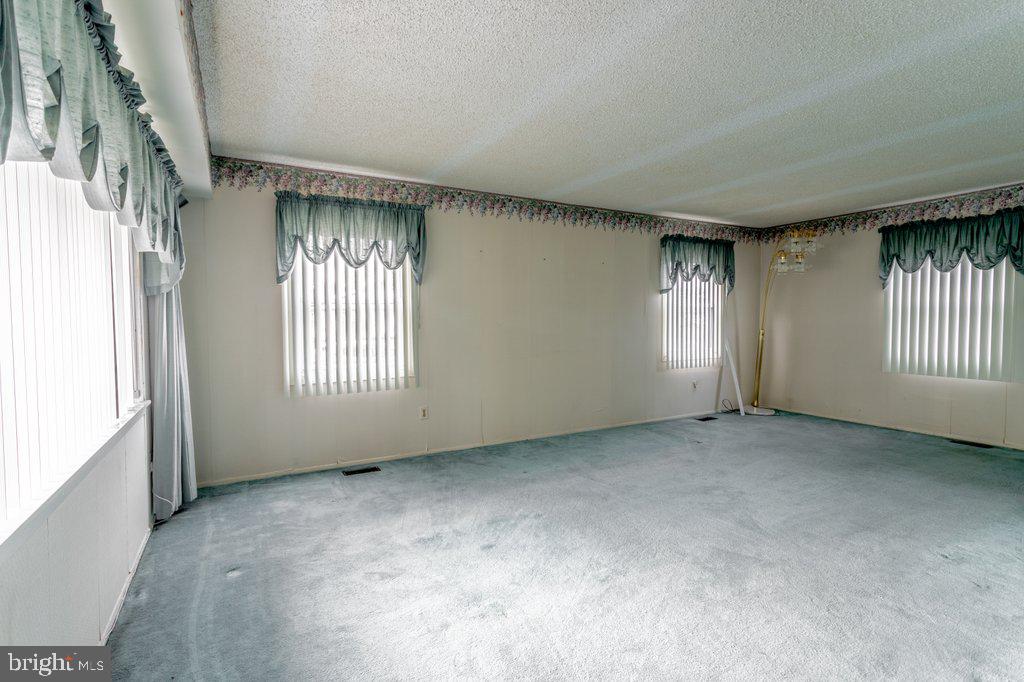 465 Charleston Road Willingboro, NJ 08046 - Photo 10 of 31