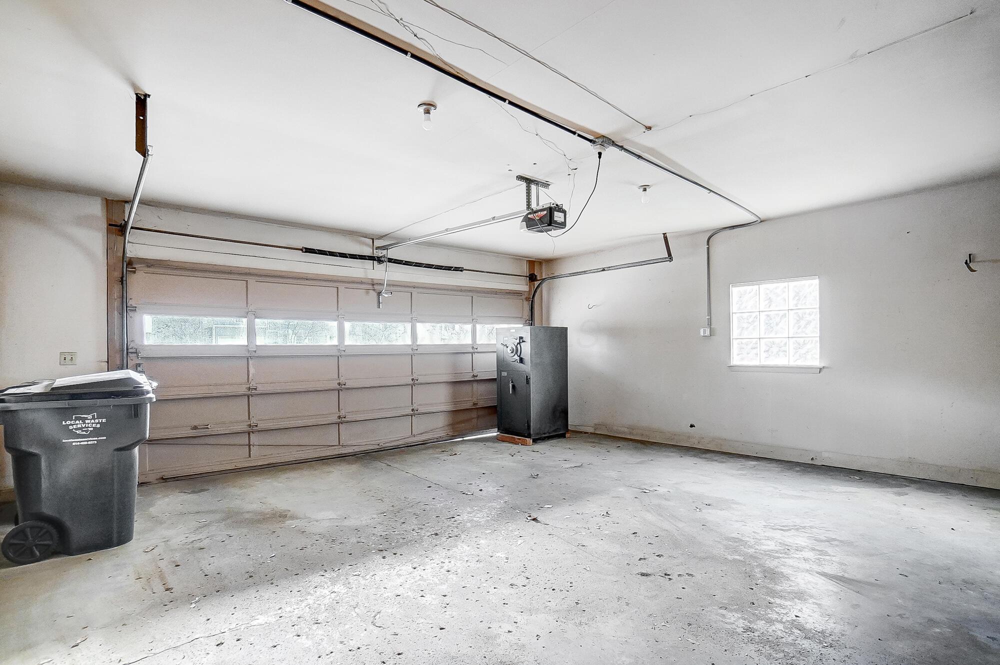 2709 Berwyn Road Columbus, OH 43221 - Photo 55 of 67 055