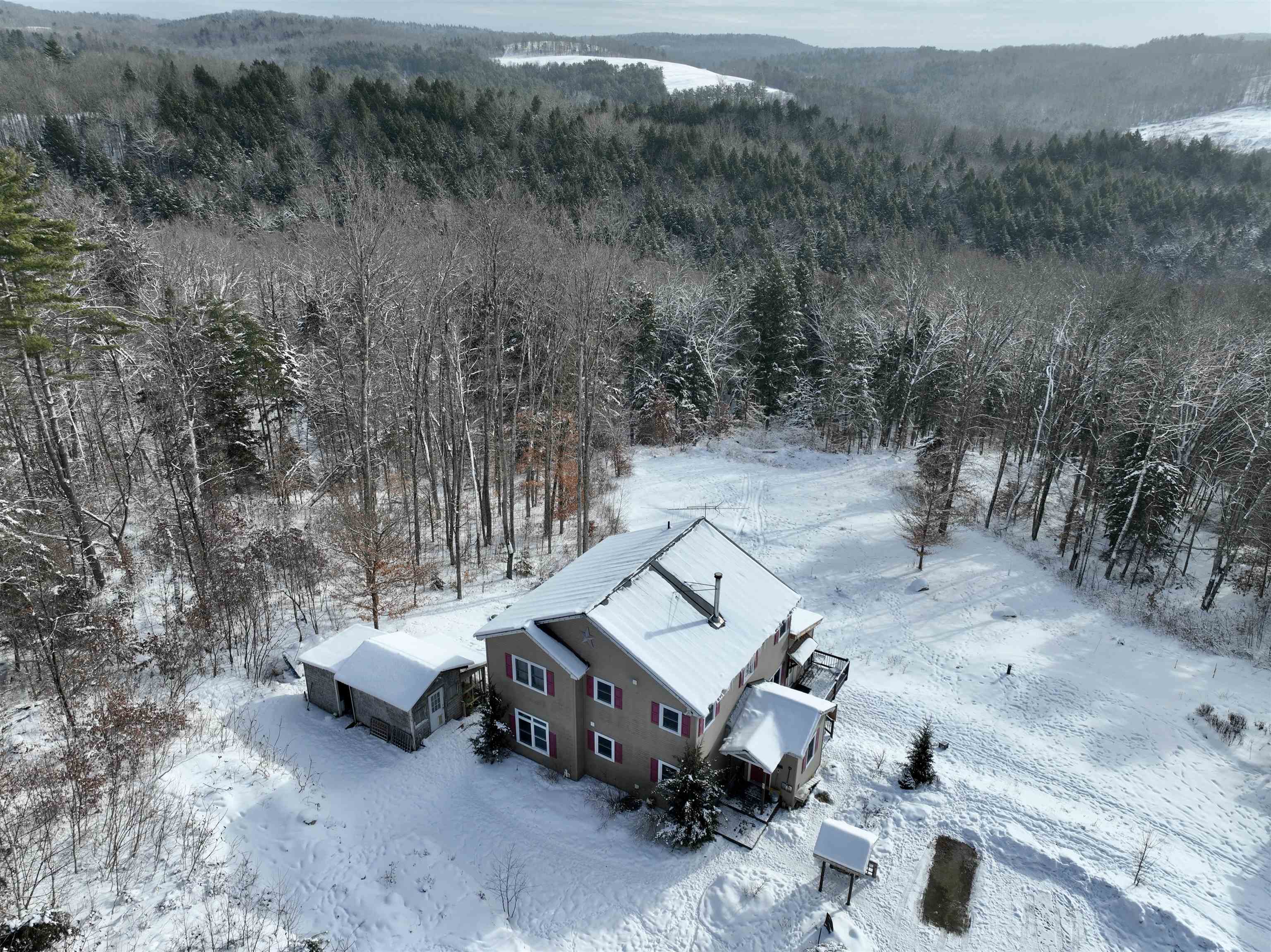 60 Currier Hill Road Topsham, VT 05040 - Photo 4 of 43 Gallery Image 4