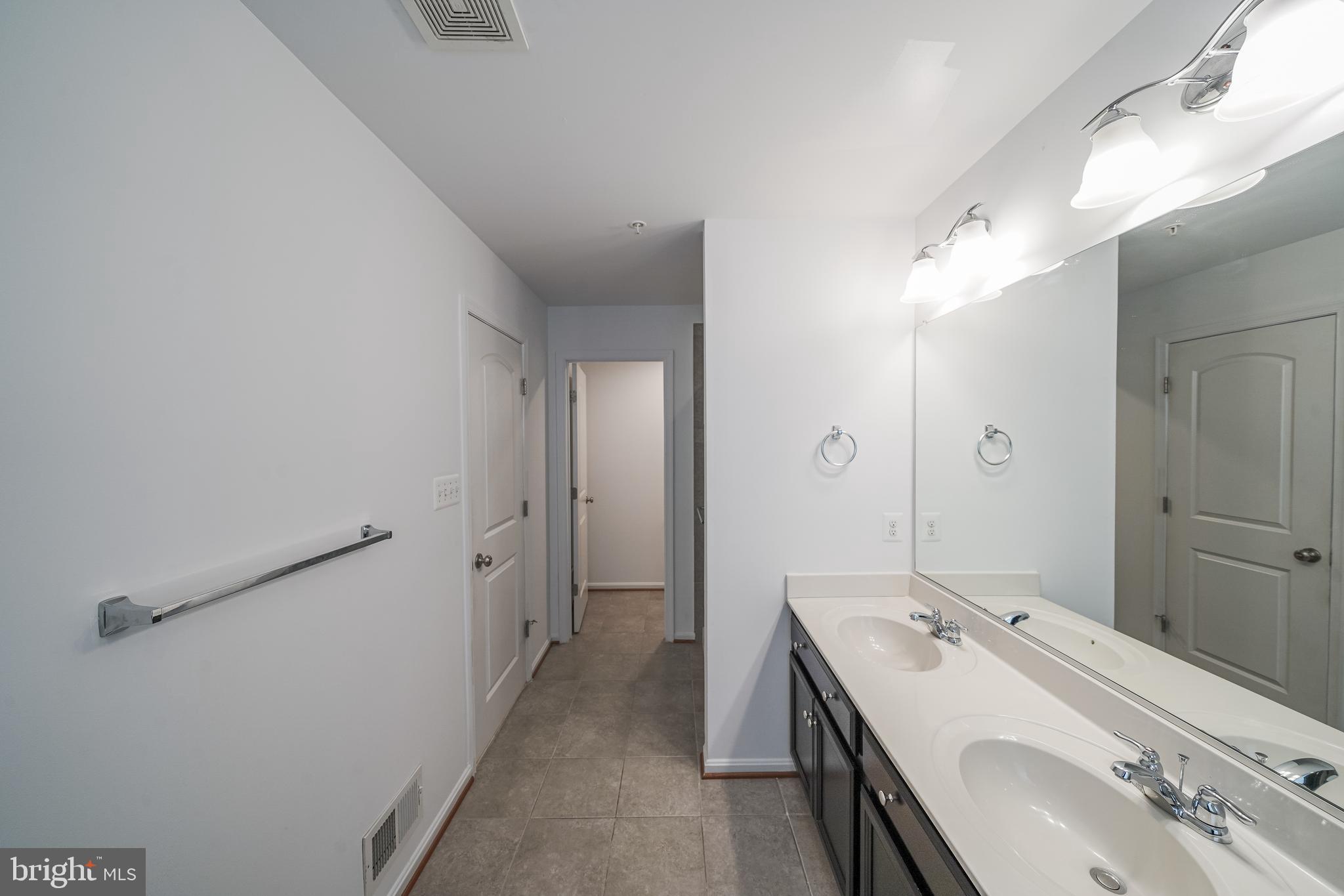 4733 Verdana Loop Frederick, MD 21703 - Photo 16 of 28 Master bathroom