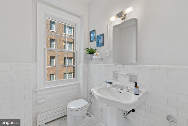 $1,375,000 | 1661 Crescent Place Northwest, Unit 410, Washington, DC 20009