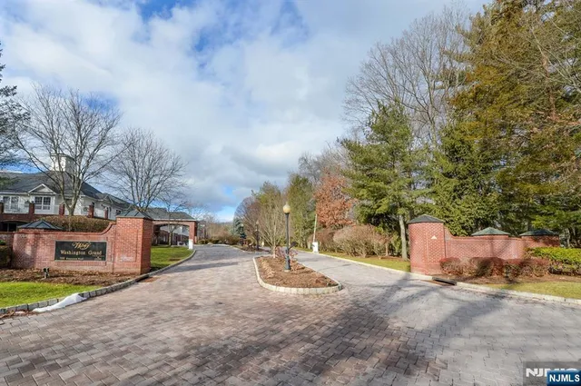 $605,000 | 80 Ridgewood Road, Unit 106, Washington Township, NJ 07676