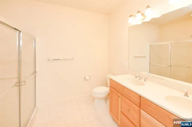 $605,000 | 80 Ridgewood Road, Unit 106, Washington Township, NJ 07676