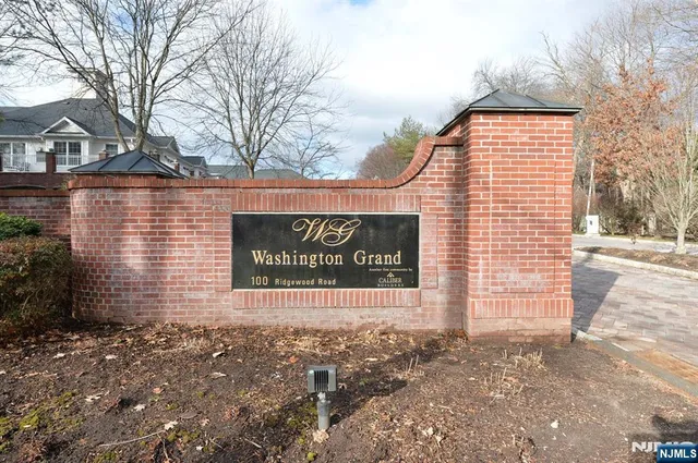 $605,000 | 80 Ridgewood Road, Unit 106, Washington Township, NJ 07676