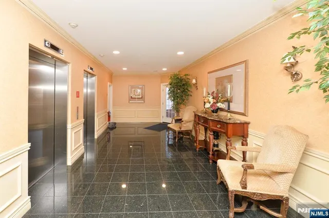 $605,000 | 80 Ridgewood Road, Unit 106, Washington Township, NJ 07676