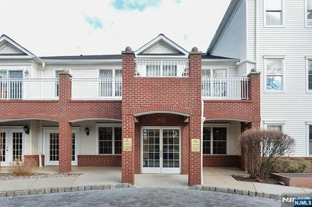 $605,000 | 80 Ridgewood Road, Unit 106, Washington Township, NJ 07676