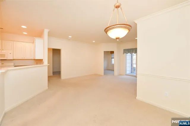 $605,000 | 80 Ridgewood Road, Unit 106, Washington Township, NJ 07676