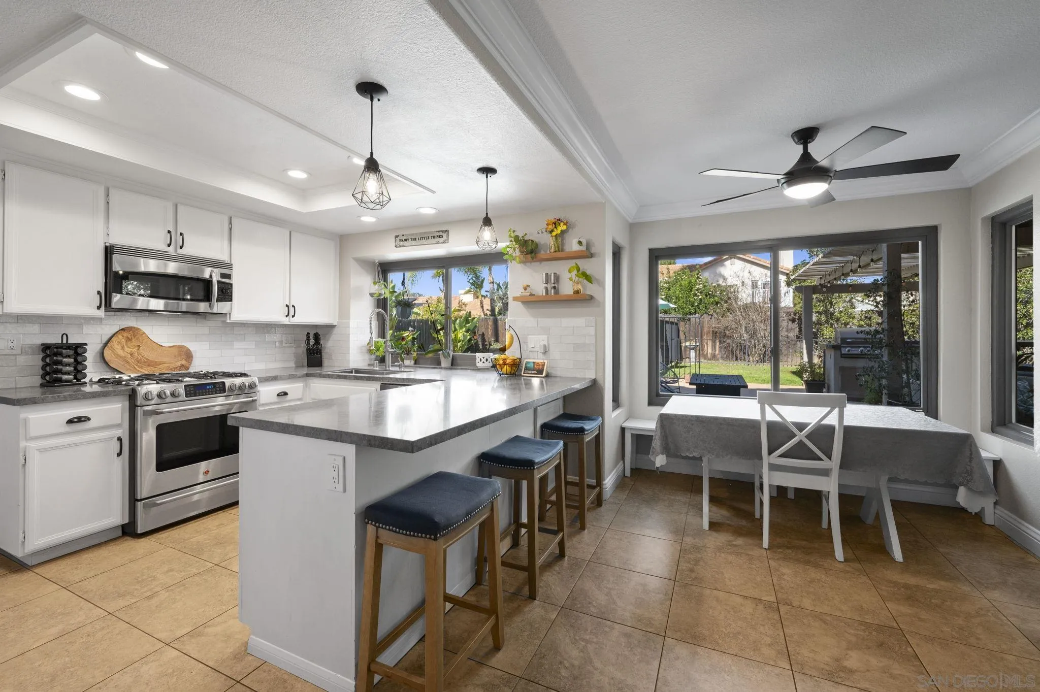 13972 Poway Valley Road Poway, CA 92064 - Photo 13 of 59 Gallery Image 13