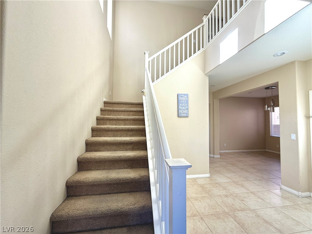 933 Wagner Valley Street Henderson, NV 89052 - Photo 2 of 32