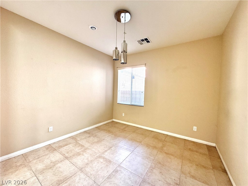 933 Wagner Valley Street Henderson, NV 89052 - Photo 8 of 32