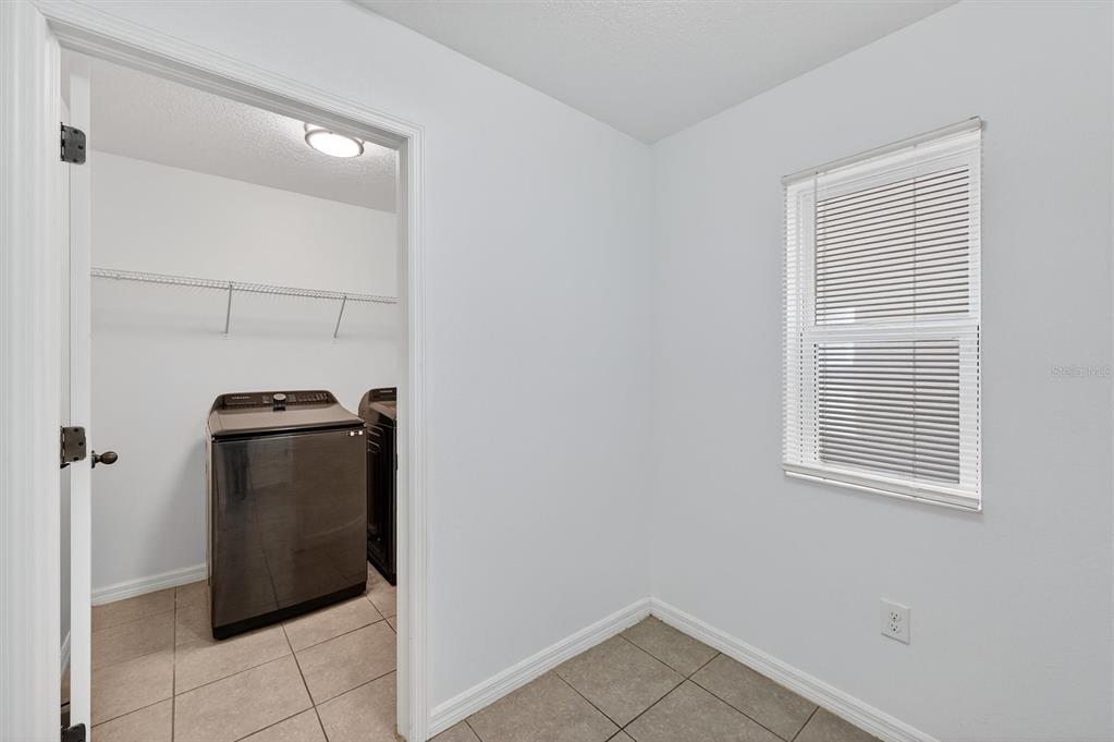 11309 Brighton Knoll Loop Riverview, FL 33579 - Photo 16 of 42