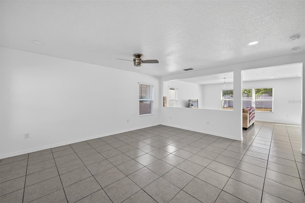 11309 Brighton Knoll Loop Riverview, FL 33579 - Photo 19 of 42