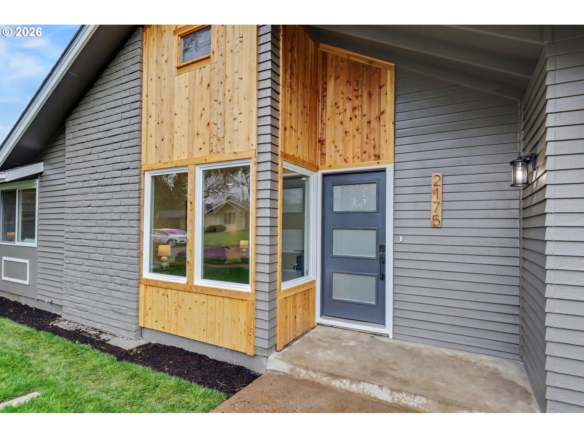 2175 Princeton Drive Eugene, OR 97405 - Photo 3 of 43