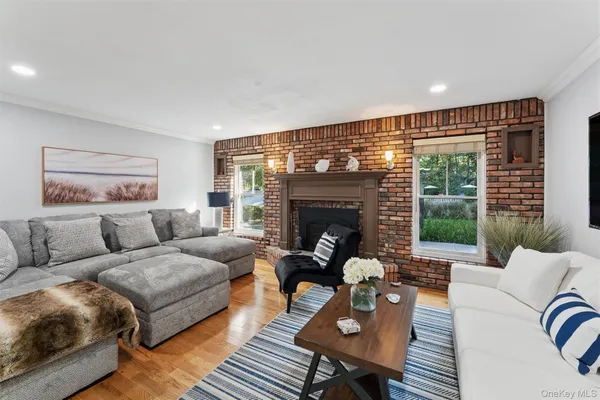 $717,000 | 39 South Cozine Road, Center Moriches, NY 11934