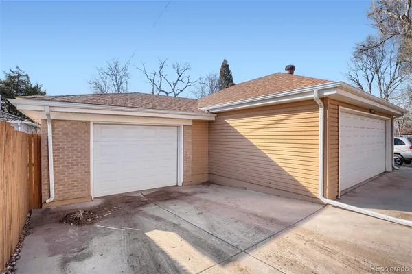 a view of a house with a garage