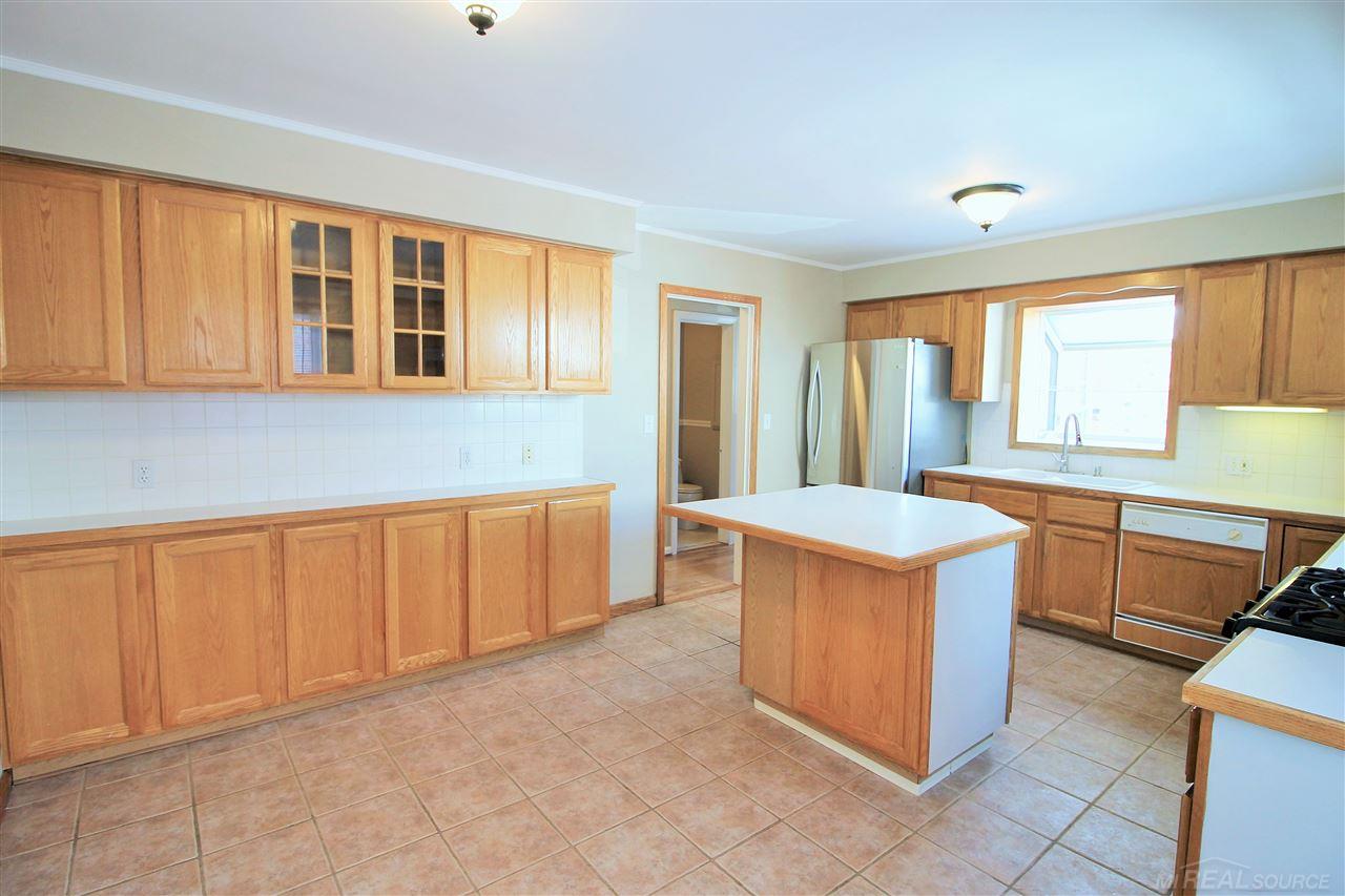 1173 Whittier Road Grosse Pointe Park, MI 48230 - Photo 17 of 83