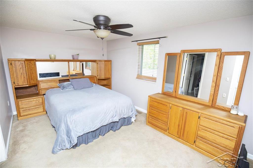 854 South 11 Mile Road Midland, MI 48640 - Photo 10 of 22