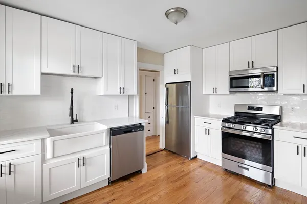 $3,900 | 23 Thelma Road, Unit 2, Boston, MA 02122
