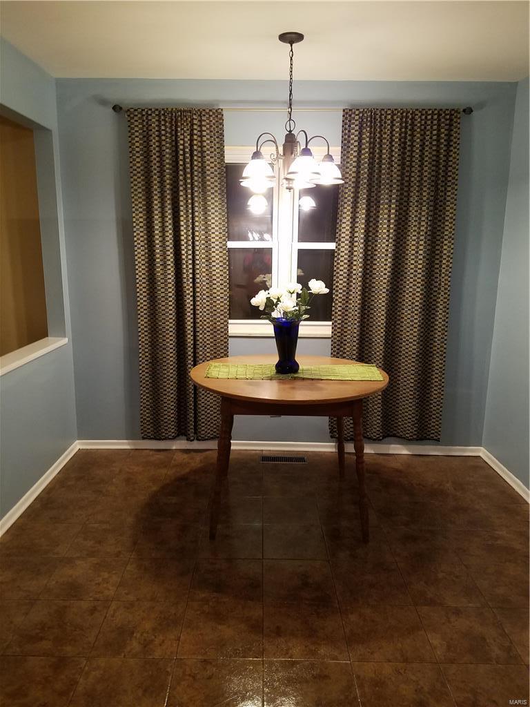 2205 Derhake Road Florissant, MO 63033 - Photo 9 of 15 Gallery Image 9