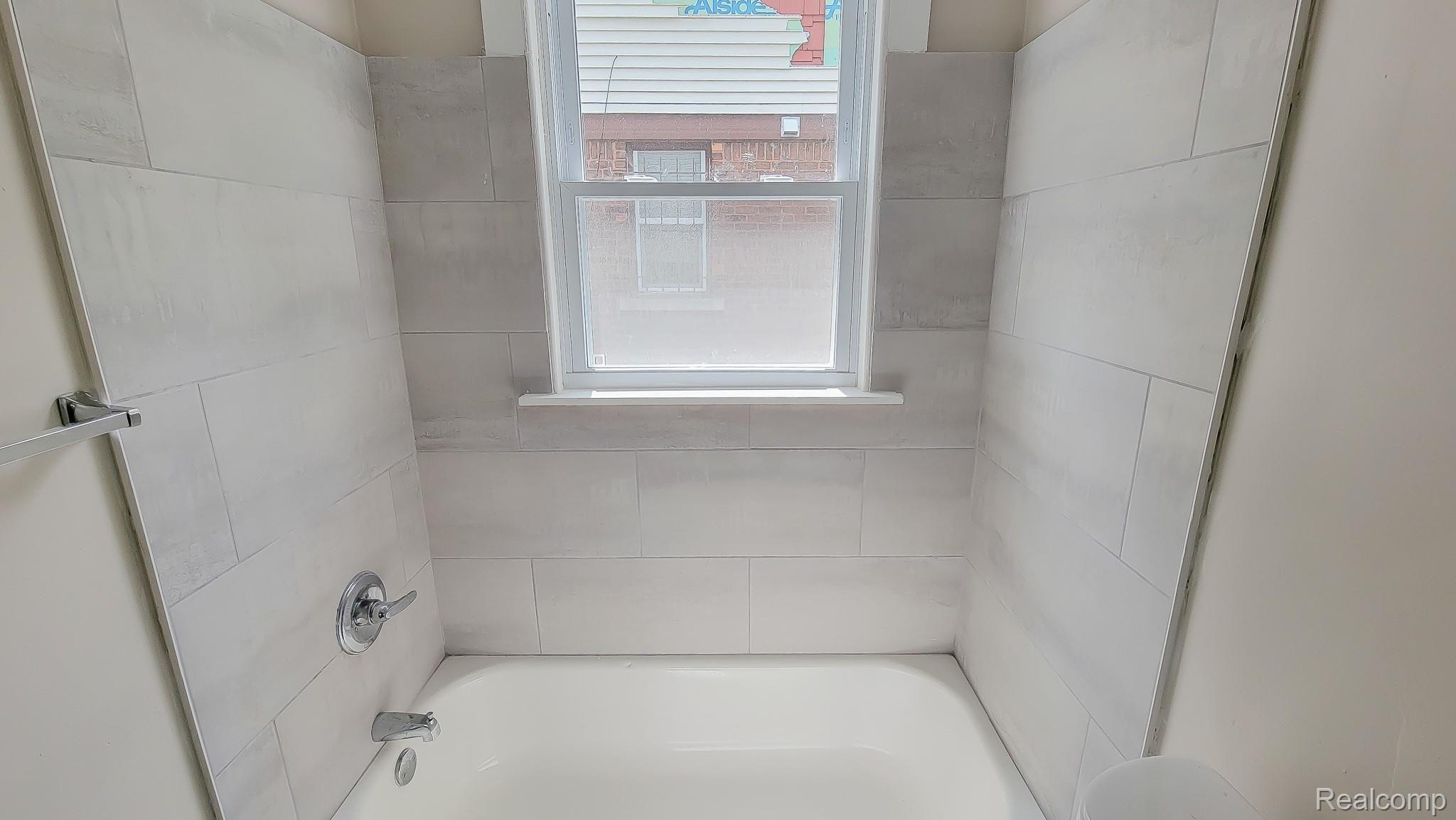 5519 Balfour Road Detroit, MI 48224 - Photo 14 of 39 20210721_123431.jpg