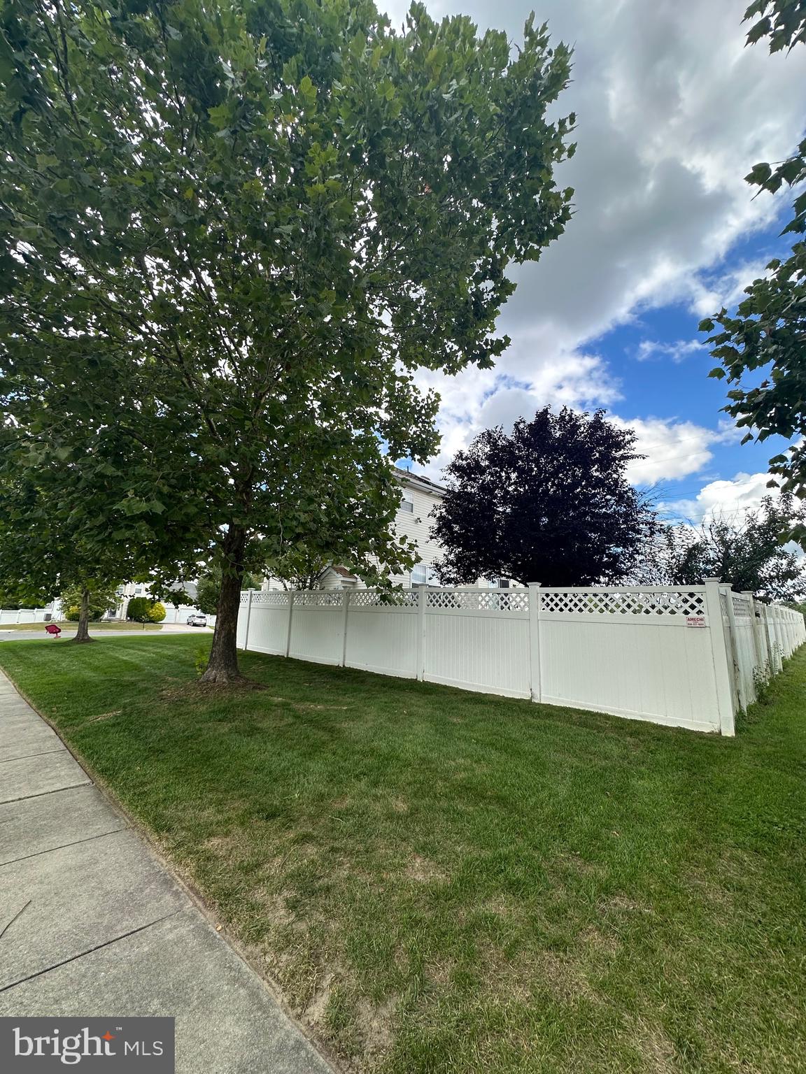 109 Harmony Cir Road Sicklerville, NJ 08081 - Photo 14 of 118